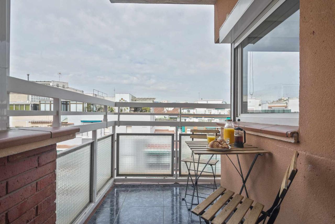 Apartment Marti Барселона Екстериор снимка