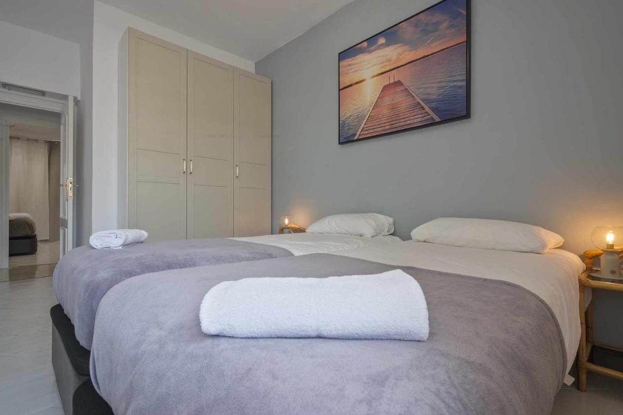 Apartment Marti Барселона Екстериор снимка
