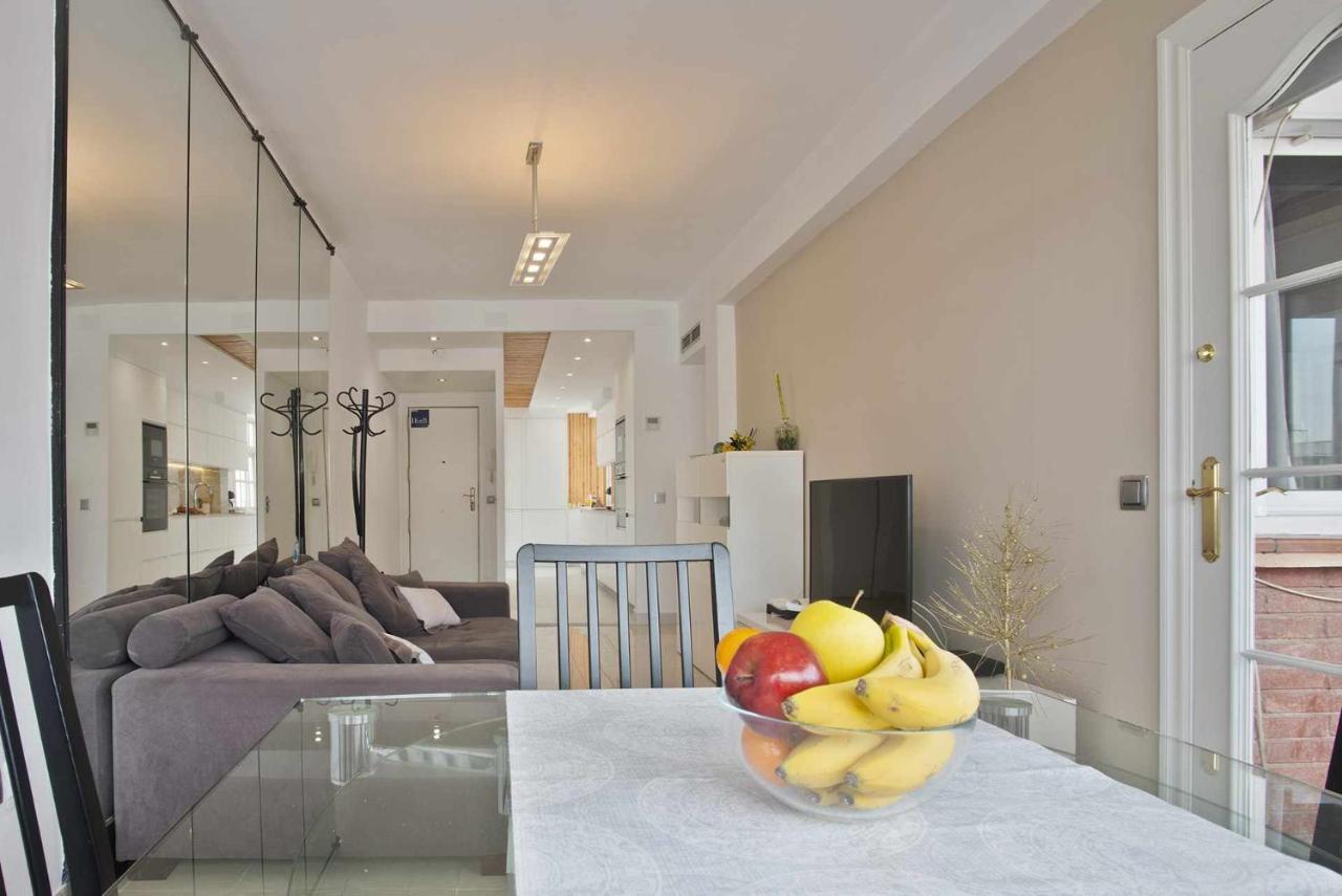 Apartment Marti Барселона Екстериор снимка